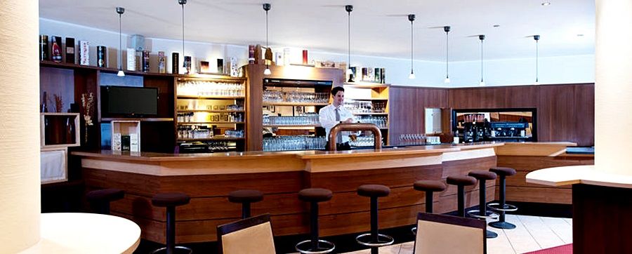 ホテル Nh Berlin Potsdam Conference Center クラインマハノー エクステリア 写真