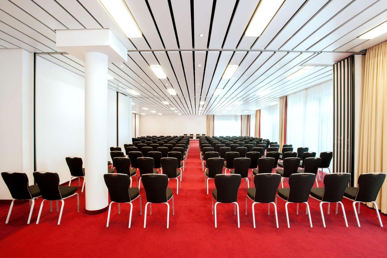 ホテル Nh Berlin Potsdam Conference Center クラインマハノー エクステリア 写真
